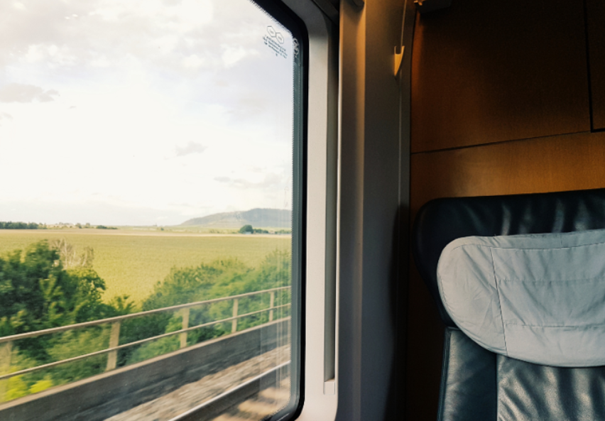 Travelling responsibly : reflections on sustainable travel as a researcher