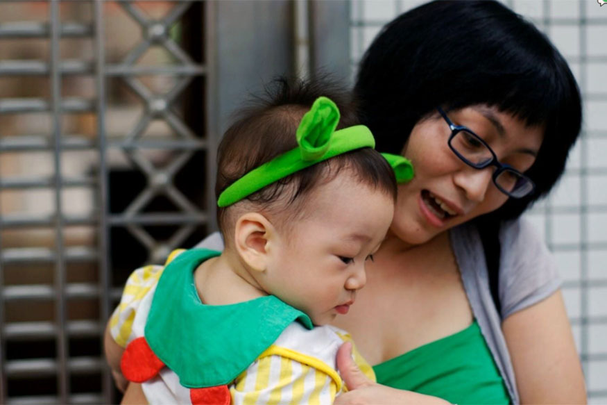 Investigating prelinguistic development in three minority cultures