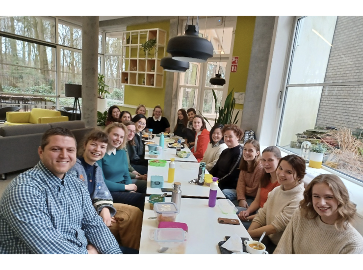 Connecting Infant Curiosity and Language Development at the MPI for Psycholinguistics